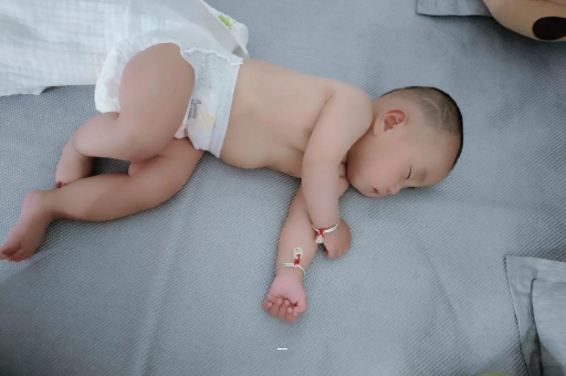 郯城宝宝突然很多眼屎